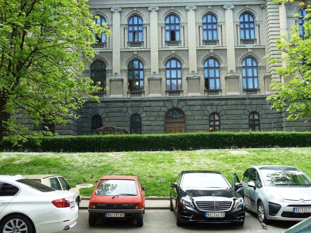 Apartment Parliament Park Belgrade Extérieur photo