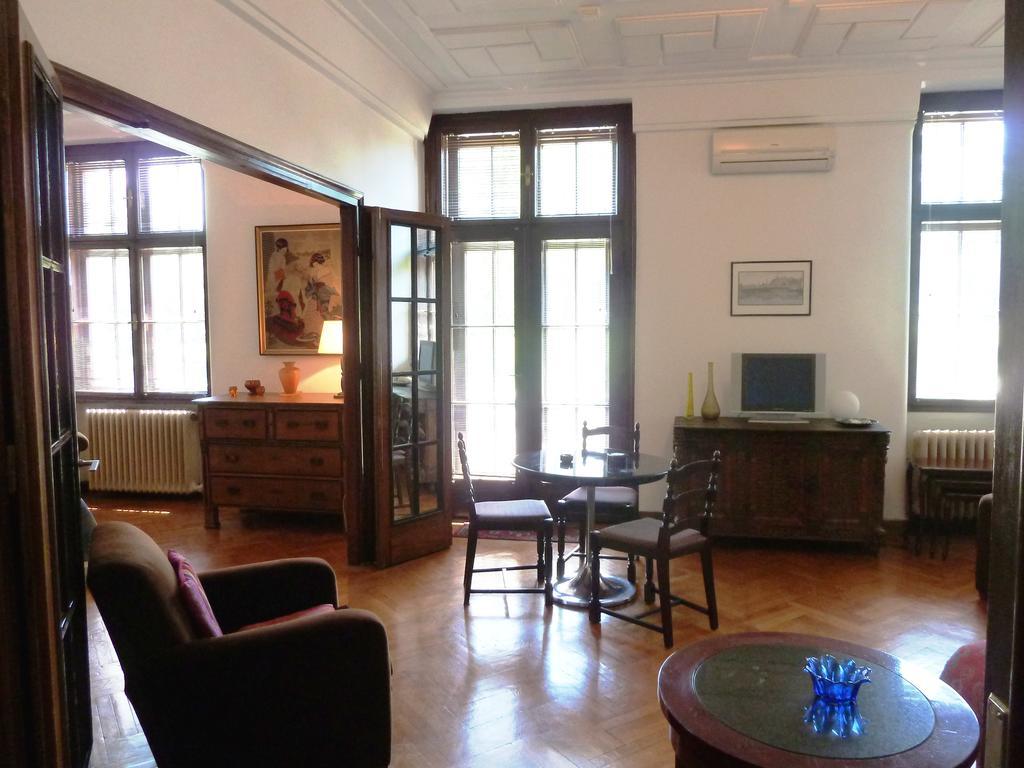 Apartment Parliament Park Belgrade Extérieur photo