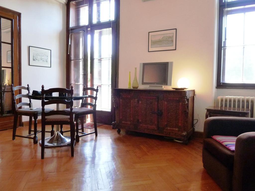 Apartment Parliament Park Belgrade Extérieur photo
